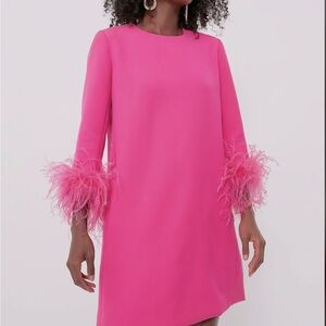 Tuckerneck pink party dress fun and very comfortable.brand new still in package